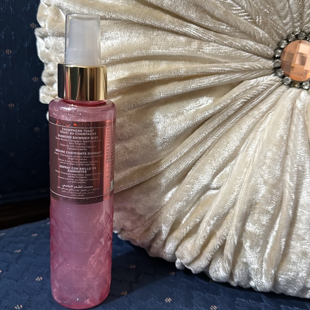 BATH & BODY WORKS SET. . . CHAMPAGNE TOAST SCENT - Picture 4 of 6